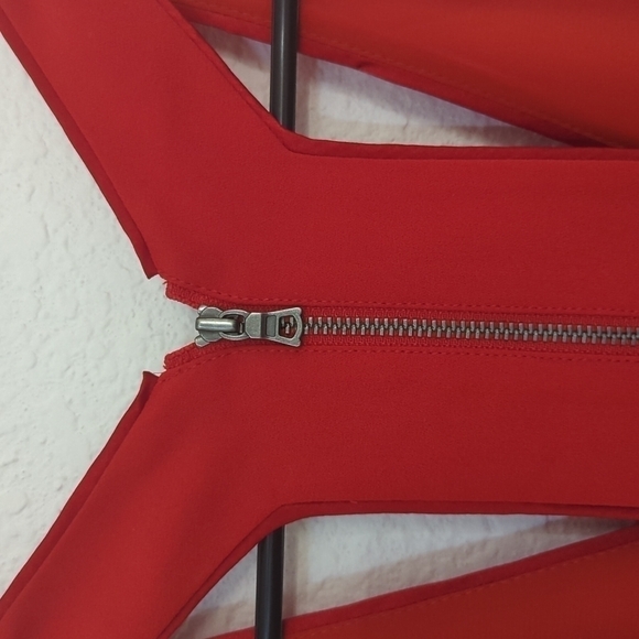 Alice + Olivia Halle Crepe Shift Mini Dress XSmall mod minimalist contemporary - Picture 8 of 11